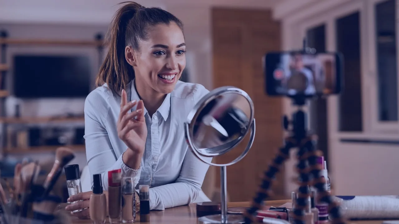 Influencer Pazarlaması Nedir ve Markalar İçin Neden Önemlidir?